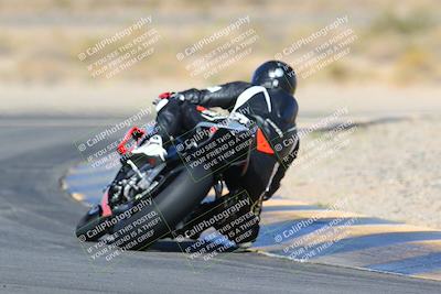 media/Apr-10-2022-SoCal Trackdays (Sun) [[f104b12566]]/Turn 11 Backside (945am)/